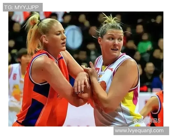 WNBA火花与水星的激烈对决展现女篮魅力与实力的巅峰对抗