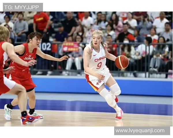 中国女篮对决国际强队展现实力与风采的精彩赛事回顾